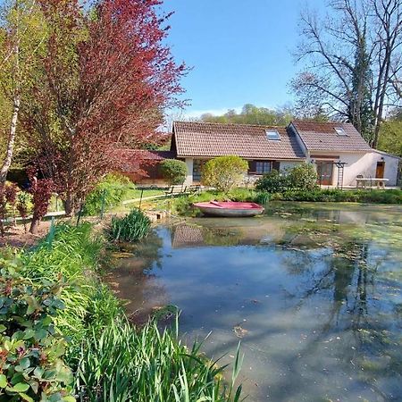 La Petite Campagne Bed & Breakfast Blaru Bagian luar foto